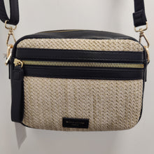 Load image into Gallery viewer, David Jones 7051-7 Handbag
