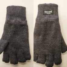 Load image into Gallery viewer, Thinsulate Fingerless Gloves
