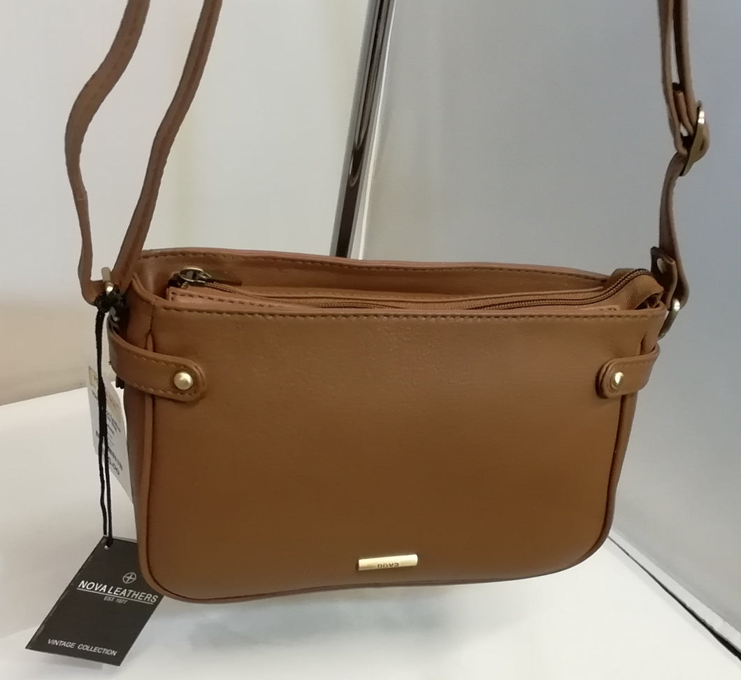 Vintage 844 Leather Shoulder Bag